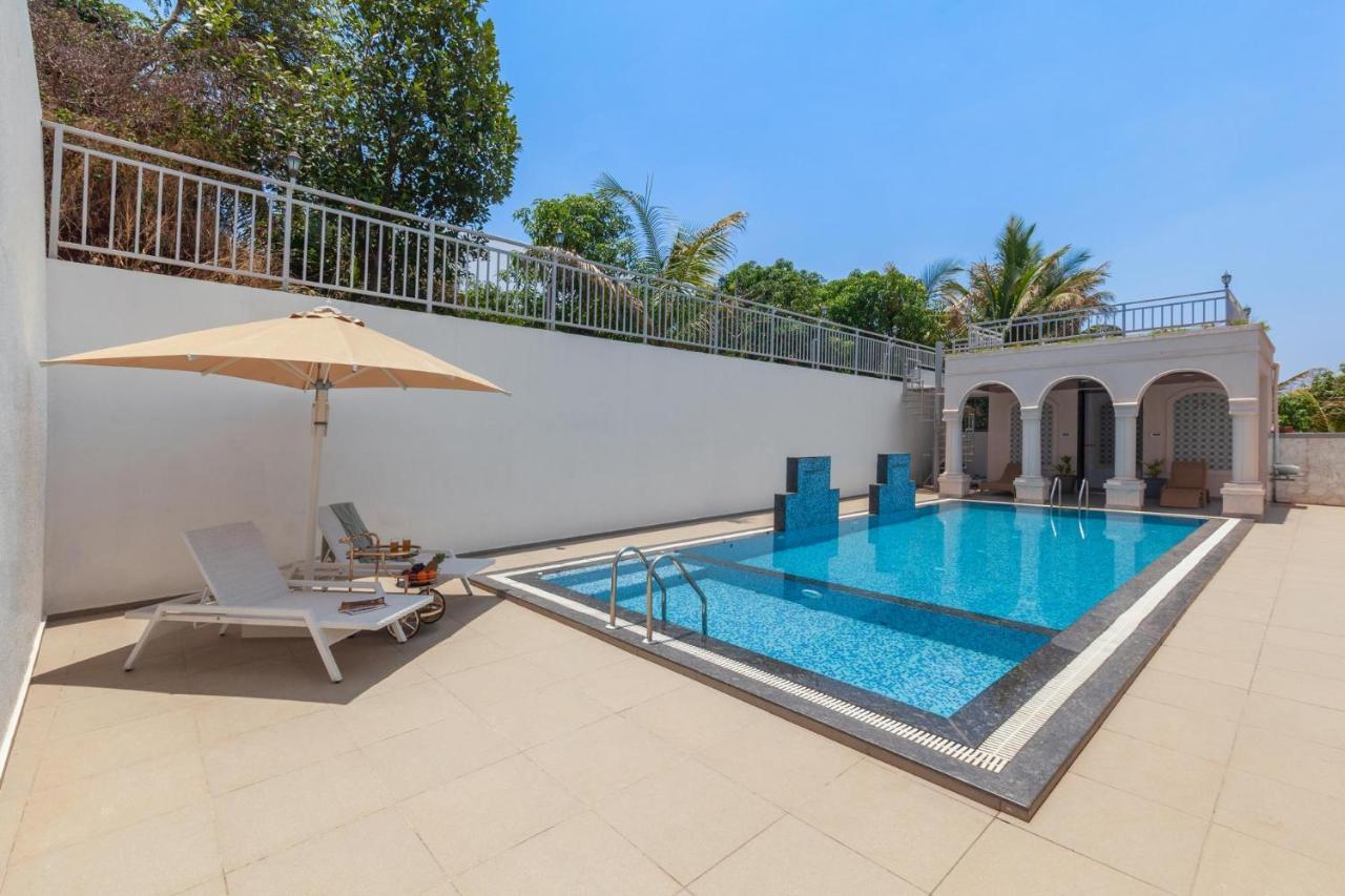Bellevue Palace By Stayvista - Lavish Abode With A Pool, Landscaped Lawn, Gazebo & Adventure Activities Nashik Dış mekan fotoğraf