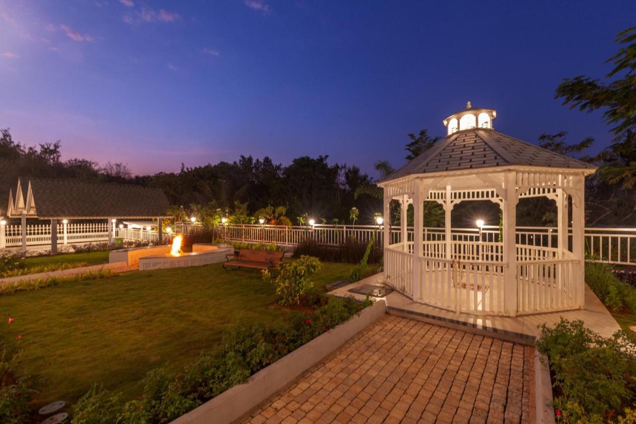 Bellevue Palace By Stayvista - Lavish Abode With A Pool, Landscaped Lawn, Gazebo & Adventure Activities Nashik Dış mekan fotoğraf